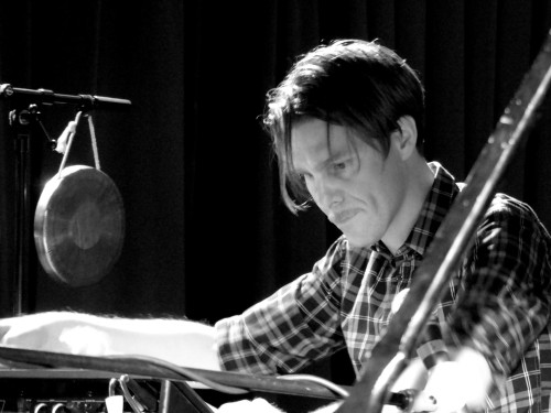 andrea belfi 17.05.16 im roten salon, foto: gaga nielsen